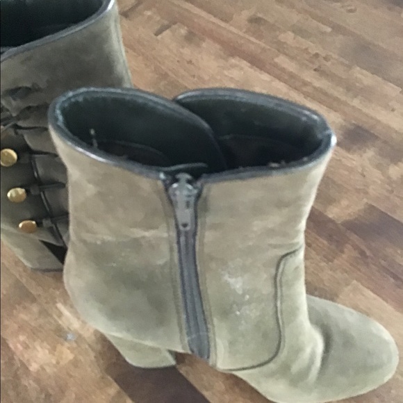 Guess Booties. - Picture 2 of 5